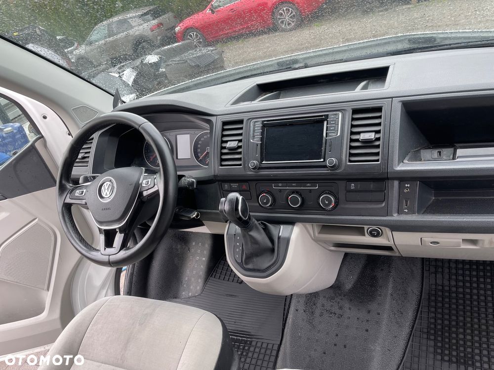 Volkswagen Transporter - 17