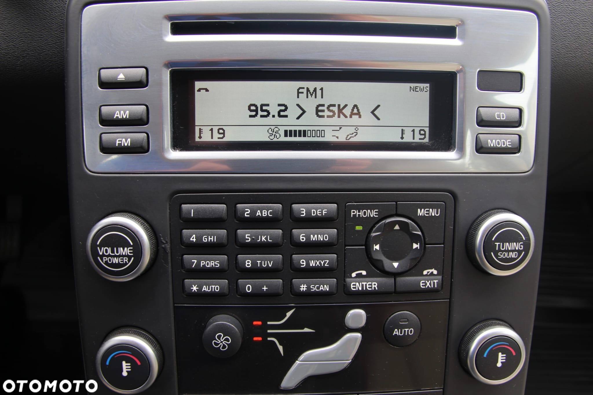 Volvo V70 1.6D DRIVe Momentum - 19