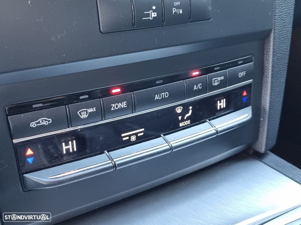 Mercedes-Benz E 250 CDi Elegance BE Auto. - 10