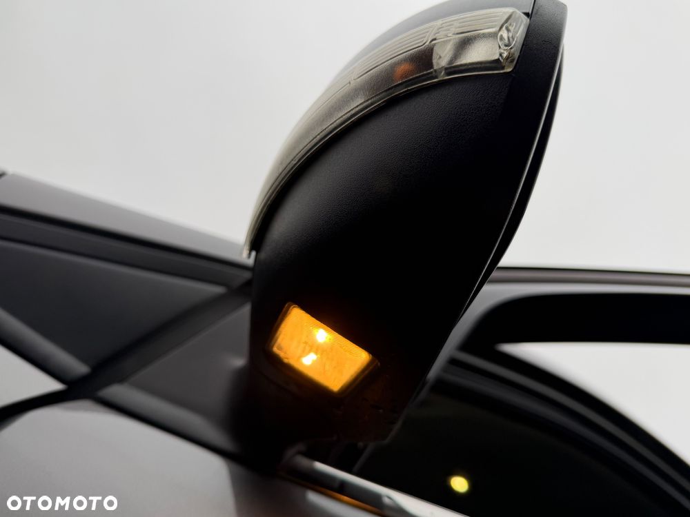 Ford Kuga 2.0 TDCi 4WD Titanium Plus - 29