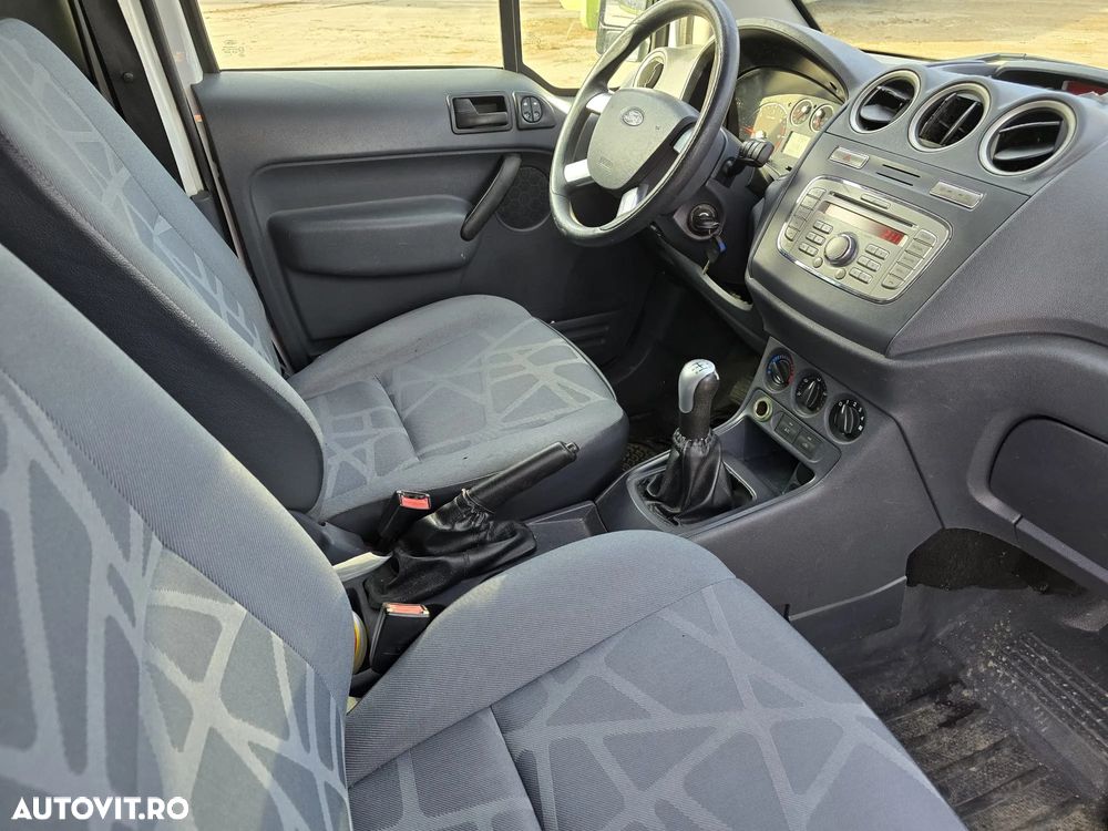 Ford Transit Connect - 7