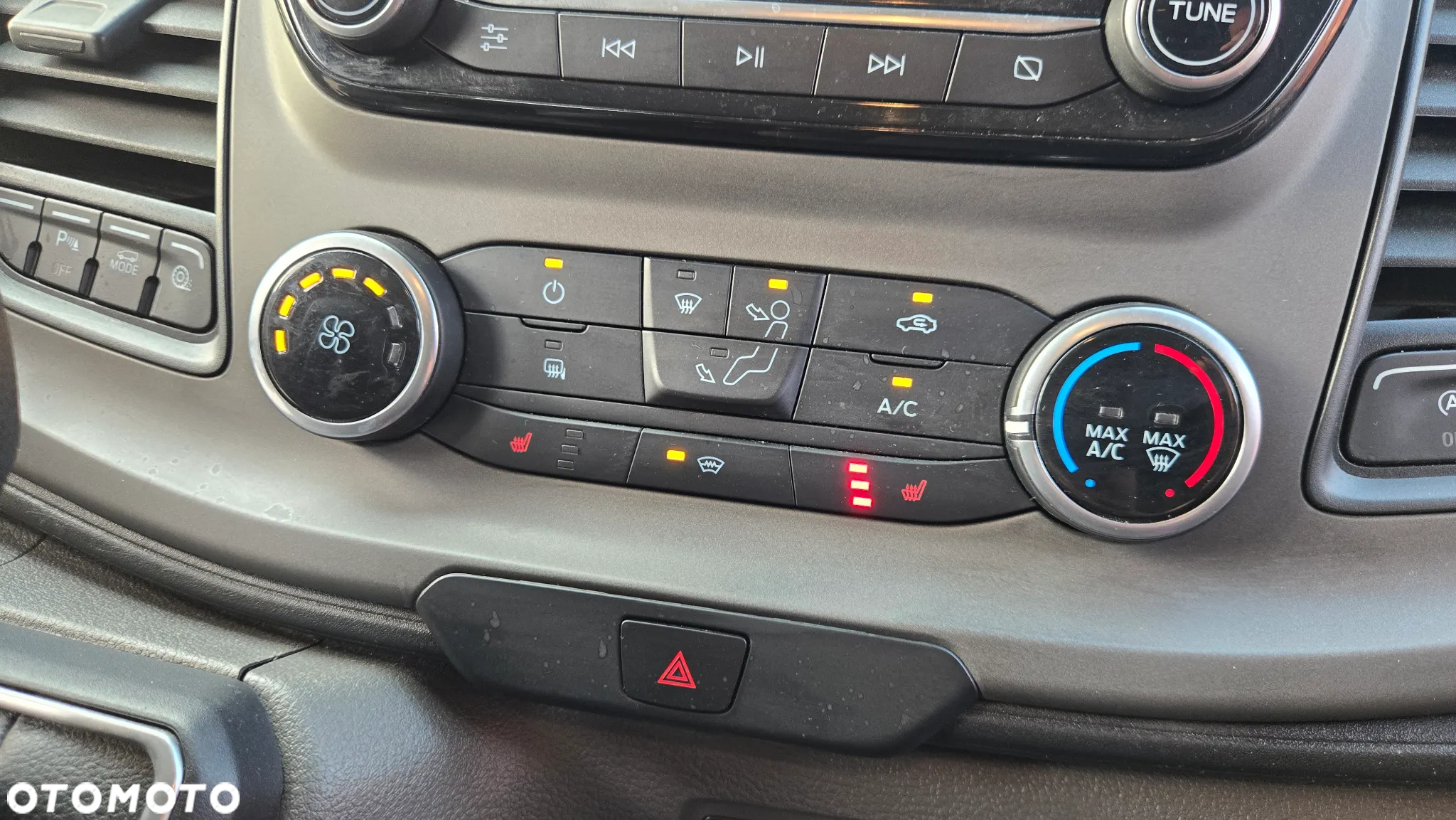 Ford transit custom - 16