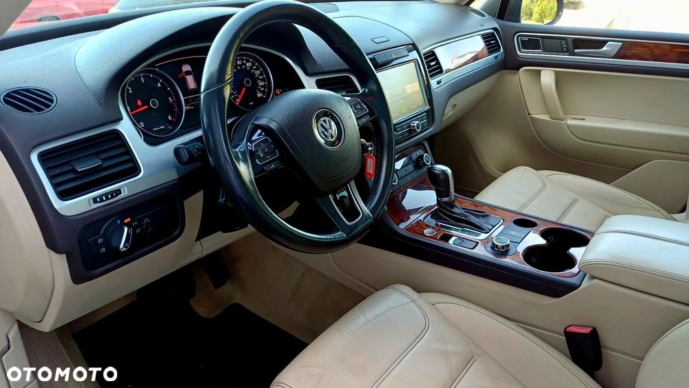 Volkswagen Touareg - 14