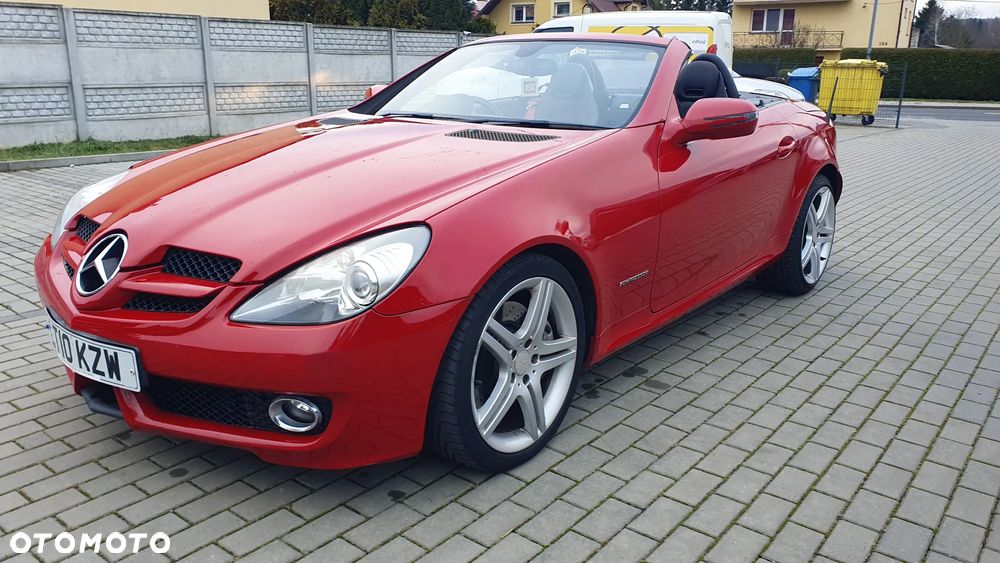 Mercedes-Benz SLK 200 BlueEFFICIENCY 7G-TRONIC Roadster pur - 33