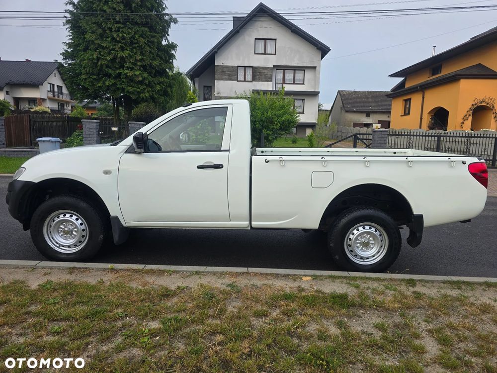 Mitsubishi L200 2.5 DID SC Inform 3os - 3