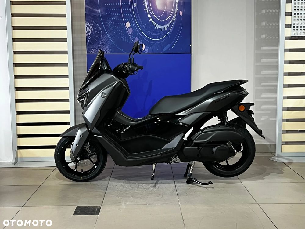 Yamaha NMAX - 13