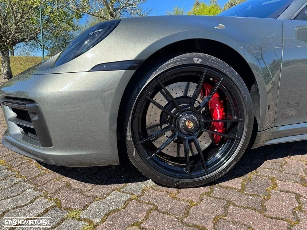 Porsche 911 (992) Targa 4 GTS PDK - 9