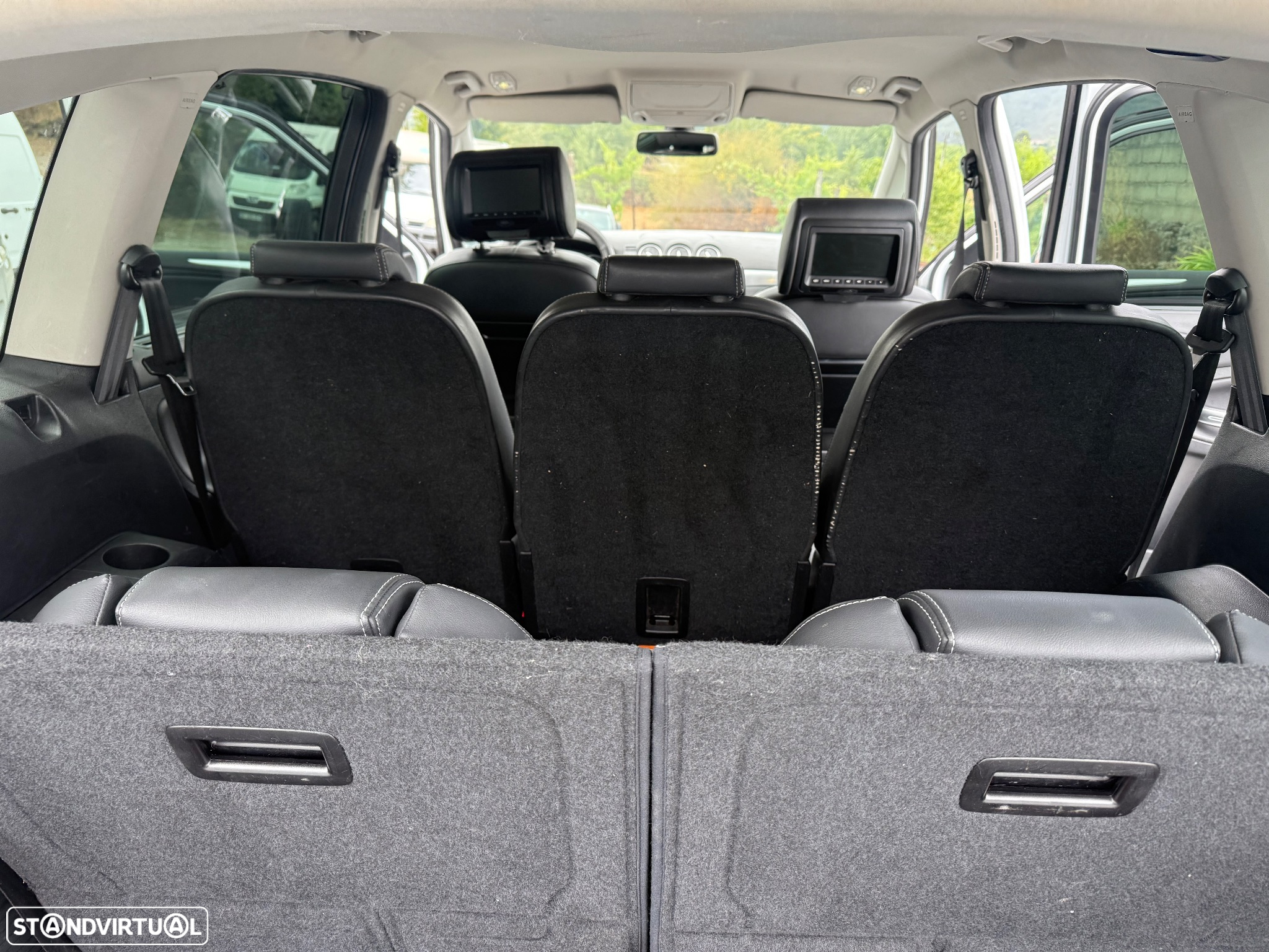 Ford S-Max 1.6 TDCi DPF S&S Titanium - 13