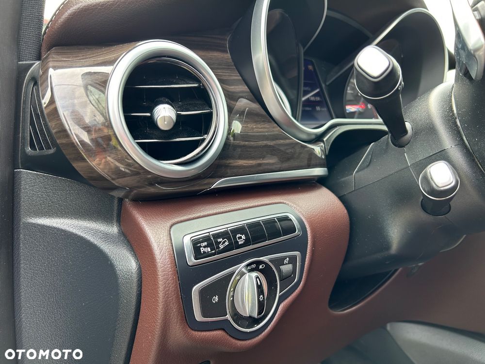 Mercedes-Benz Klasa V 250 d 4-Matic 7G-Tronic (d³ugi) - 30