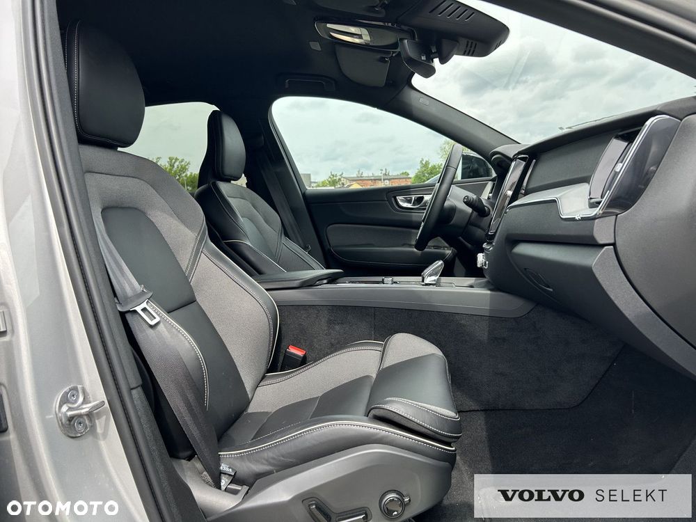 Volvo XC 60 - 24