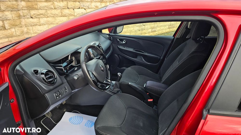 Renault Clio TCe 90 Limited - 18