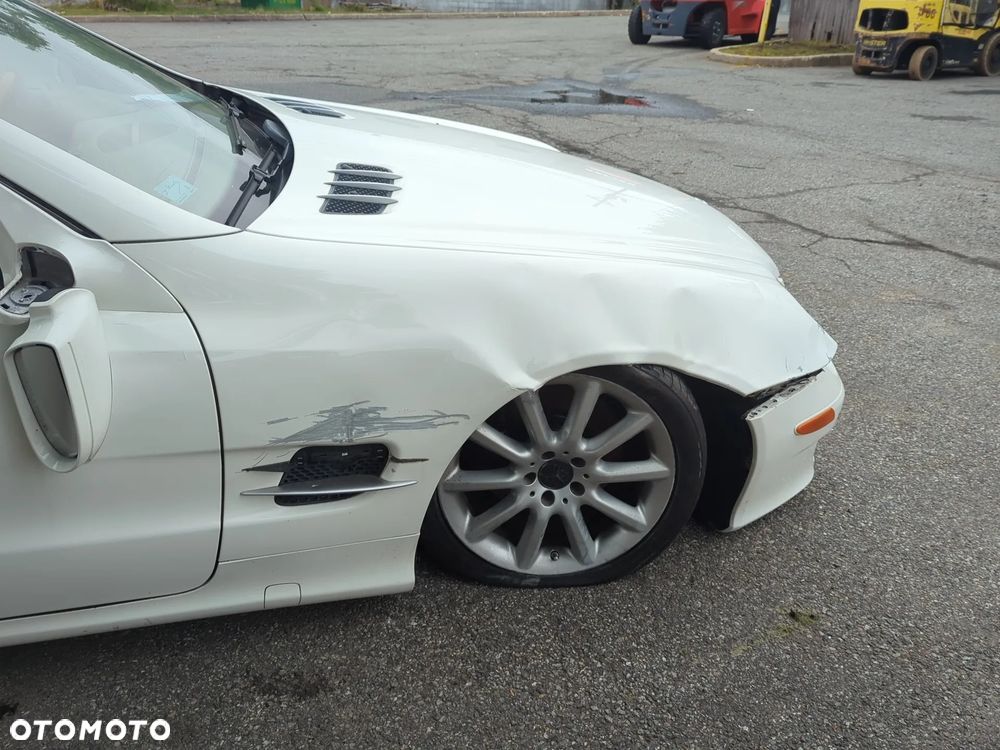 Mercedes-Benz SL - 16
