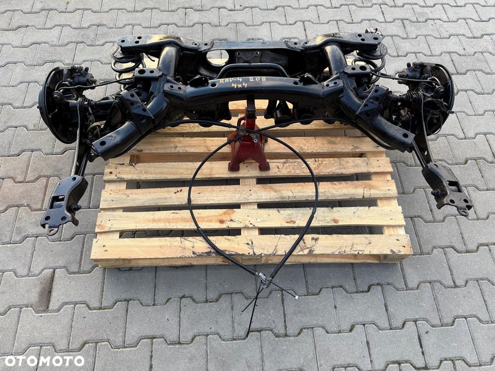 TOYOTA RAV4 III 2.0 VVT-i 4x4 LIFT 10-12 ZAWIESZENIE TYLNE SANKI BELKA