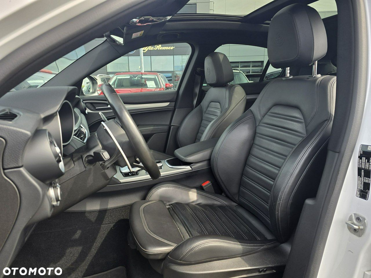 Alfa Romeo Stelvio - 18