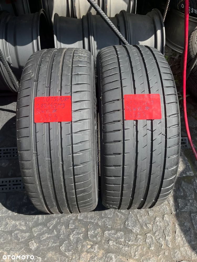225 45 19 Michelin Pilot Sport 4 2szt 96 W XL Letnie - 1