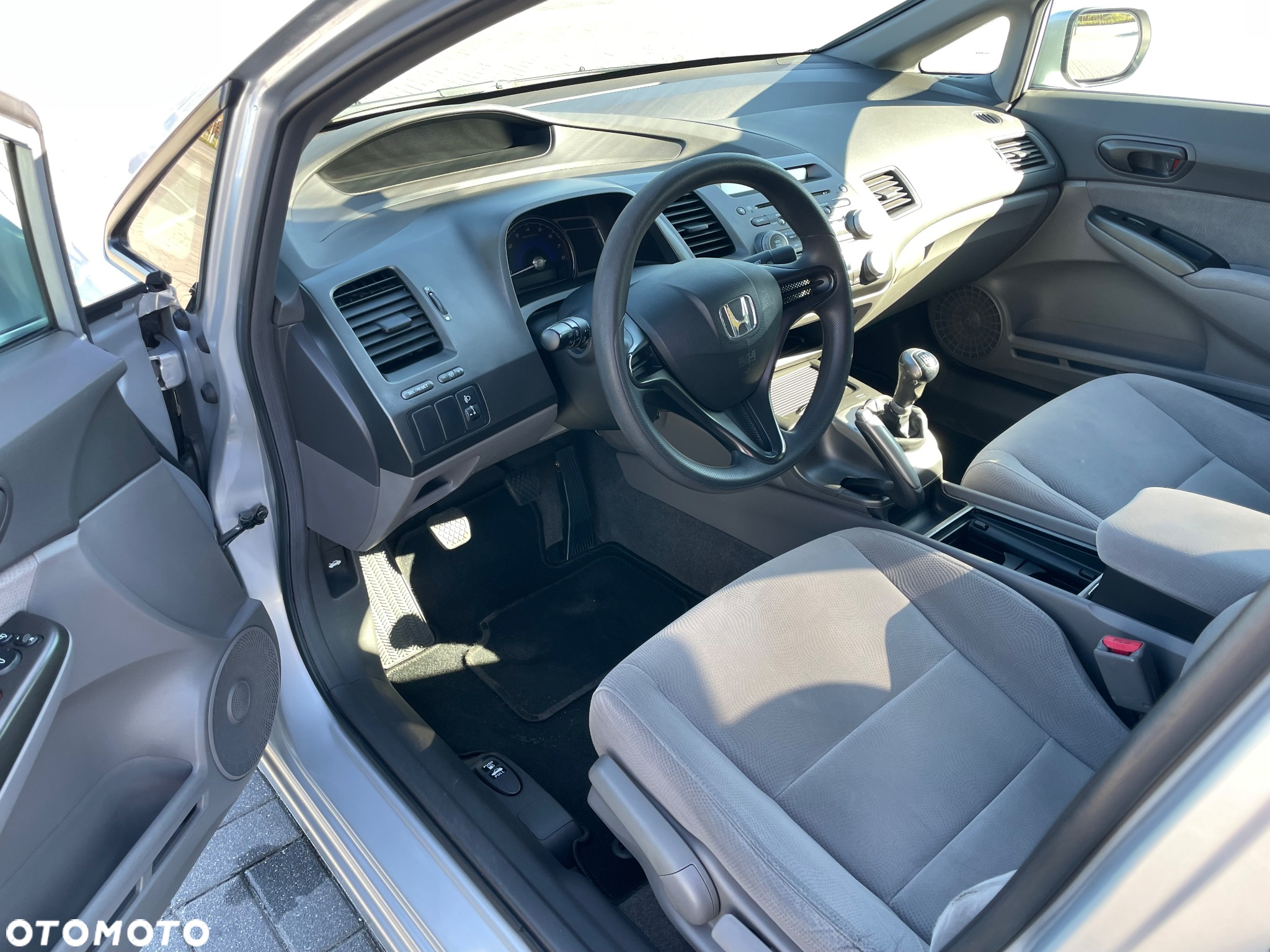 Honda Civic 1.8 Comfort - 7