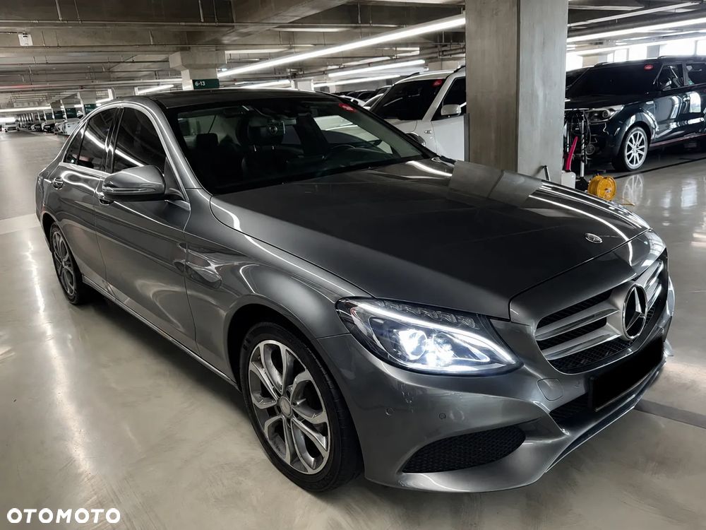 Mercedes-Benz Klasa C 200 4Matic 9G-TRONIC - 2