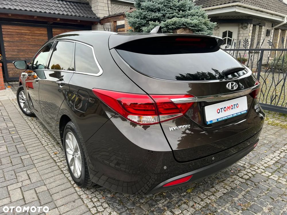Hyundai i40 Kombi blue 1.7 CRDi DCT Premium - 6