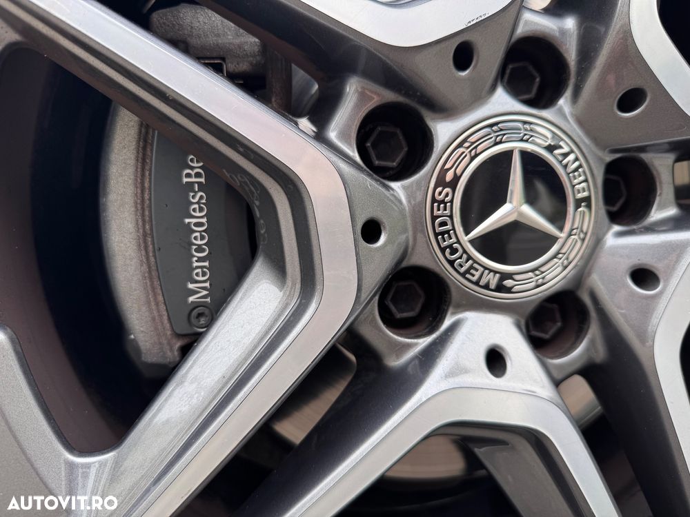 Mercedes-Benz CLA 180 7G-DCT AMG Line - 15