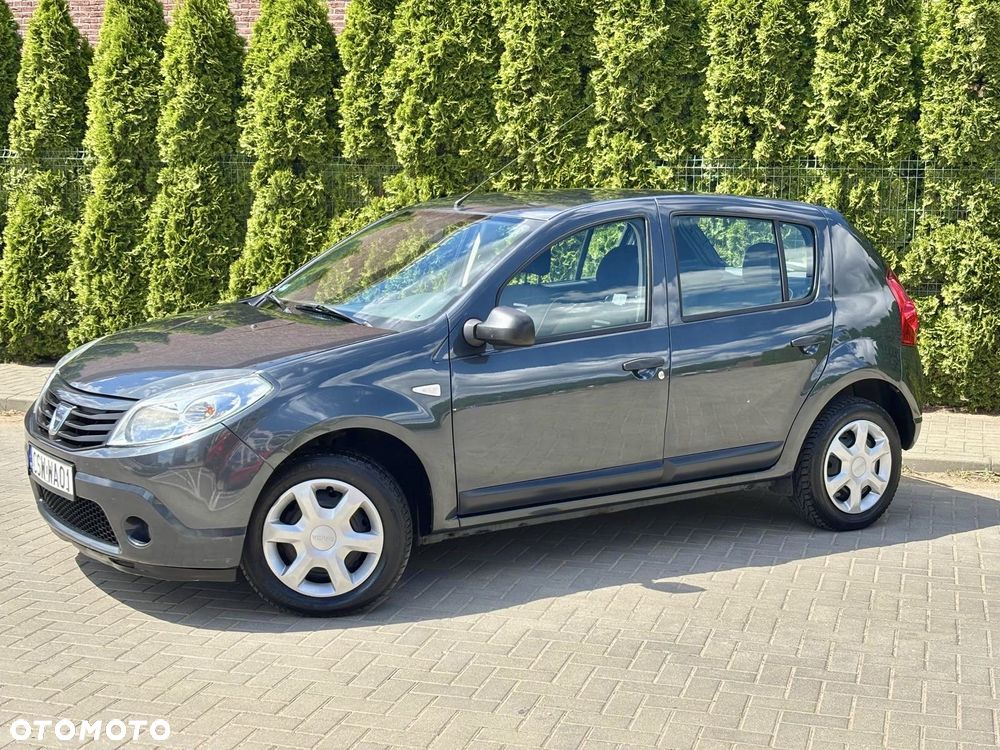 Dacia Sandero 1.2 16V 75 Essentiel - 8