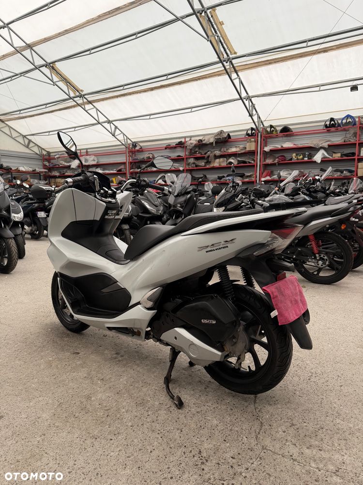 Honda PCX - 5