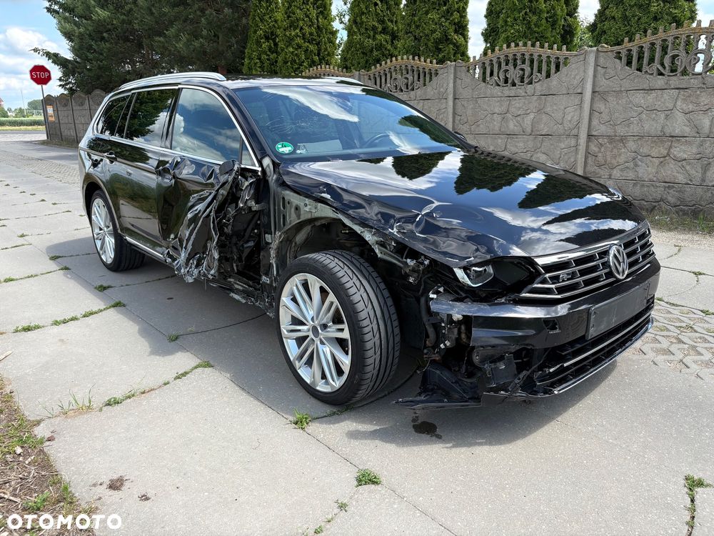 Volkswagen Passat 2.0 TDI Elegance DSG - 9