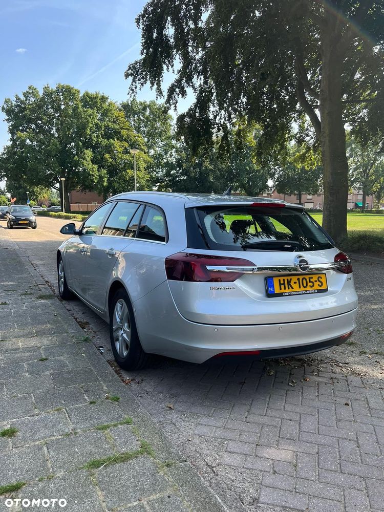 Opel Insignia - 8
