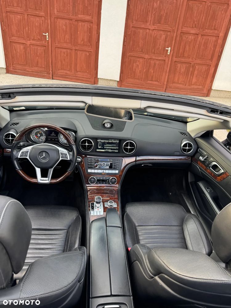 Mercedes-Benz SL 500 7G-TRONIC - 15