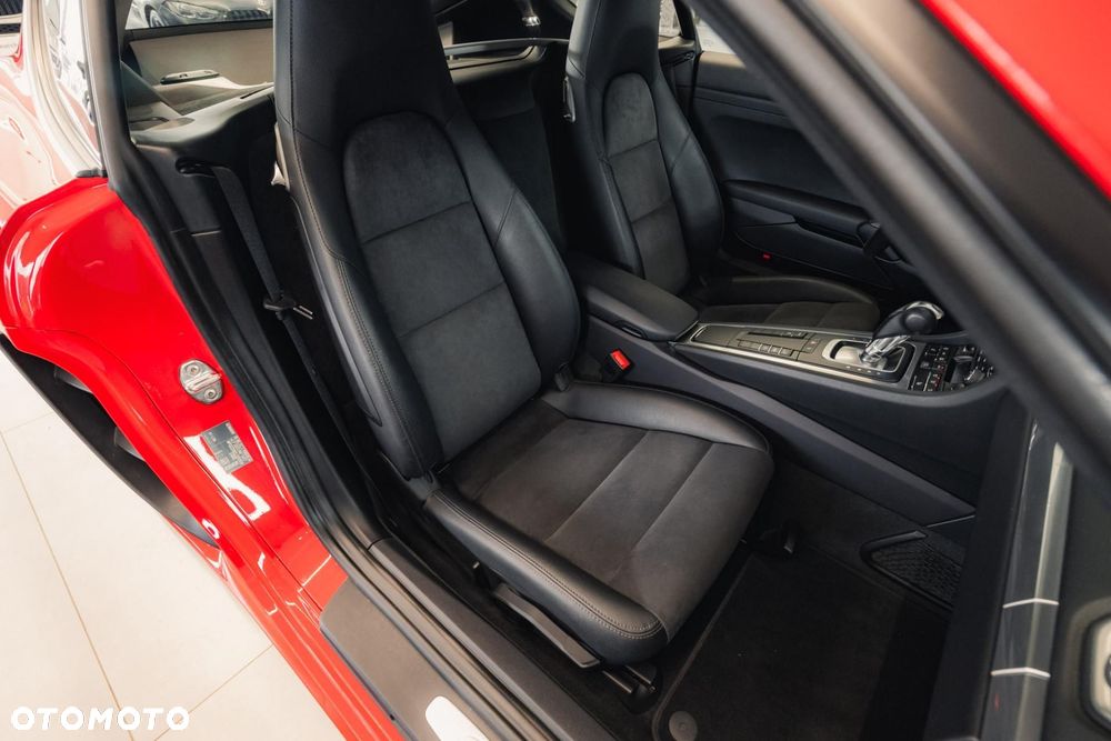 Porsche 718 Cayman GPF PDK - 16
