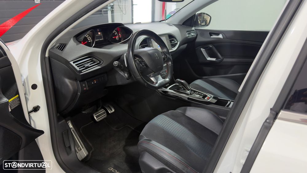 Peugeot 308 PureTech 130 GPF EAT8 Stop & Start Tech Edition - 11