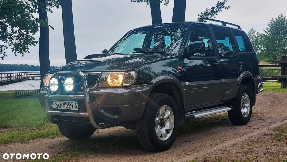 Nissan Terrano - 2