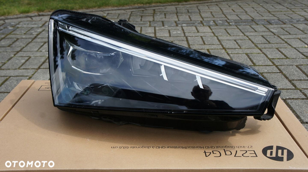 PRZEDNIA PRAWA LAMPA SKODA SCALA FULL LED