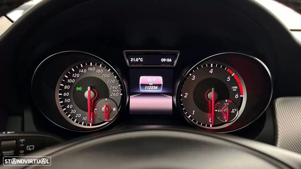 Mercedes-Benz CLA 180 d Shooting Brake Urban - 16