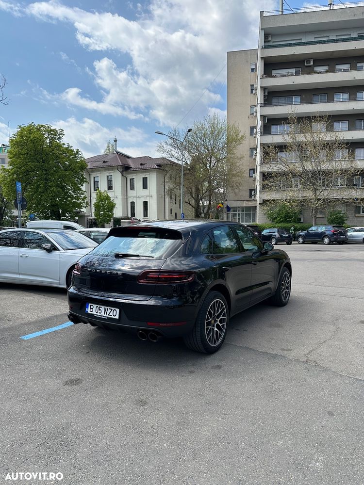 Porsche Macan S - 25