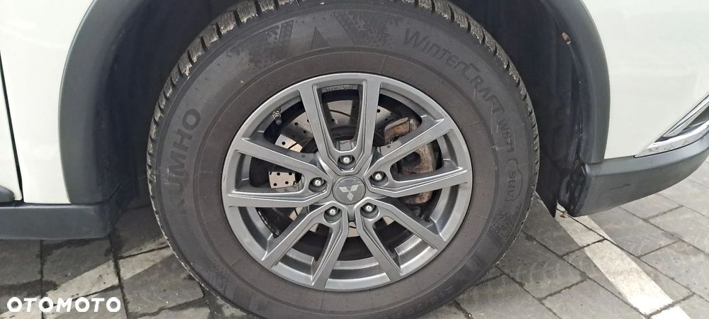 Mitsubishi Outlander 2.0 Intense + 4WD CVT - 16