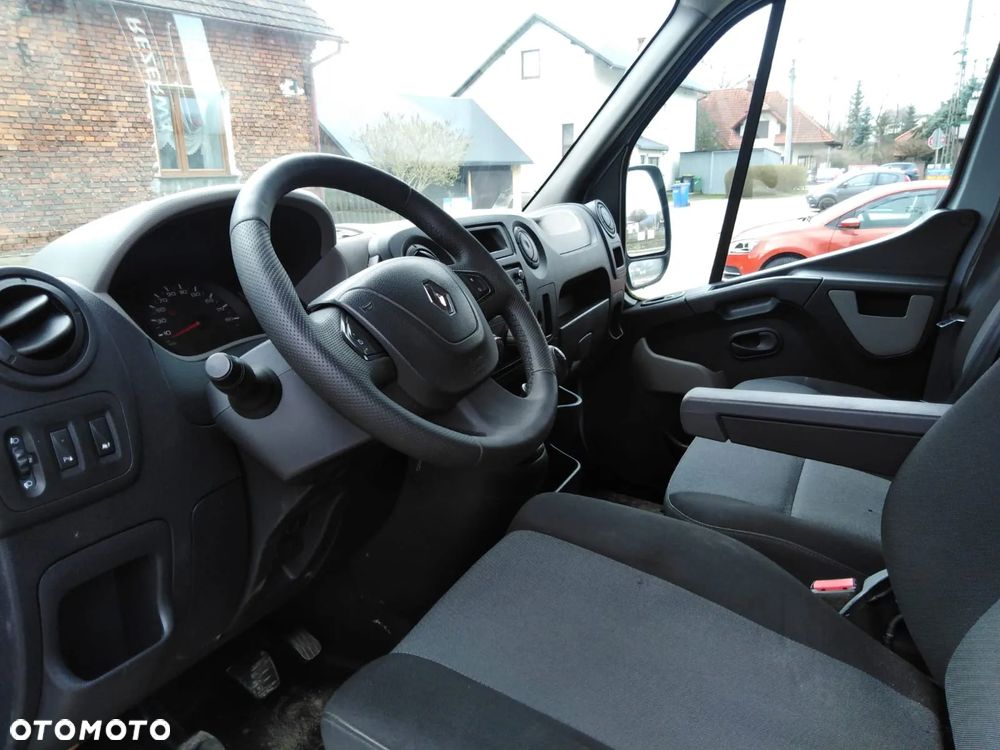 Renault Master - 10