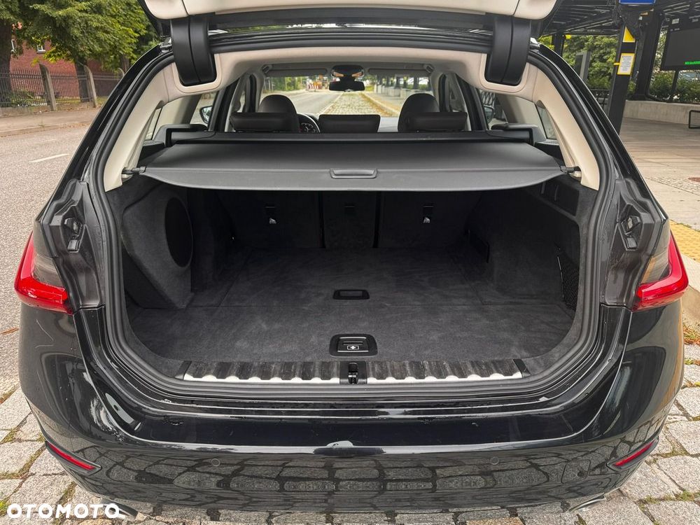 BMW Seria 3 - 23