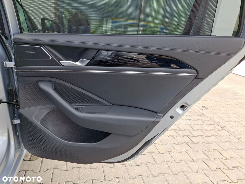 Volkswagen Passat - 23
