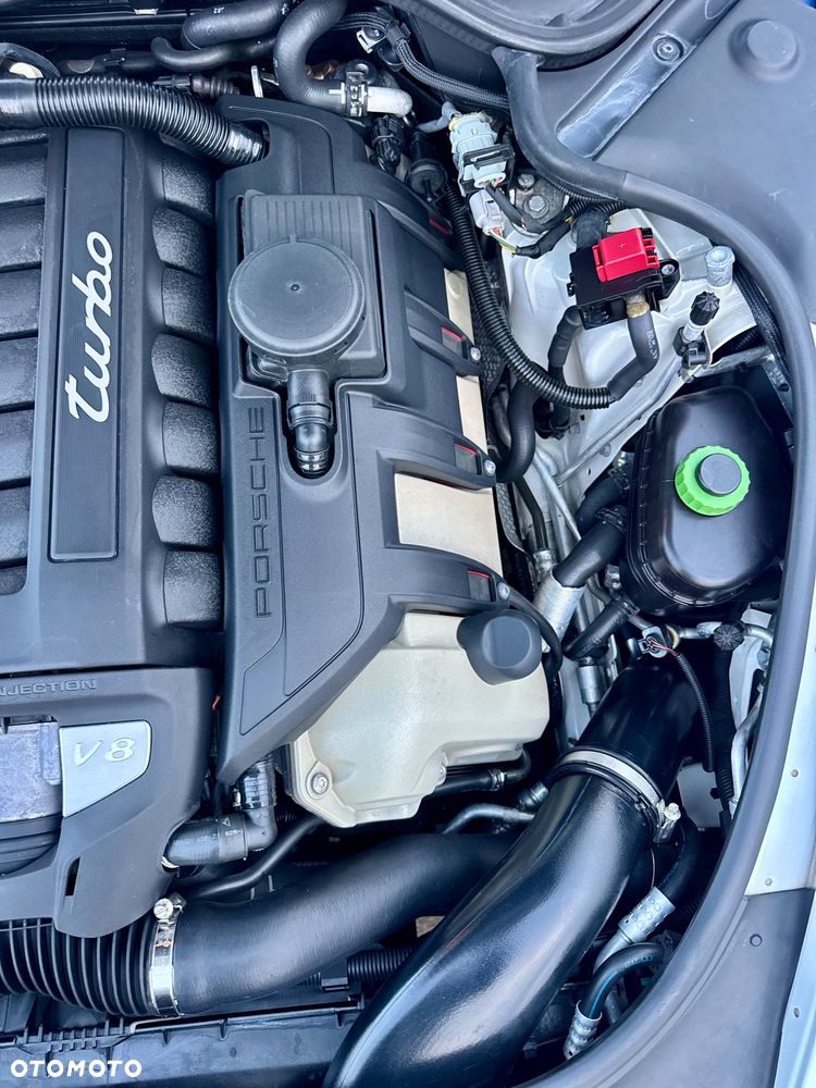 Porsche Panamera - 35