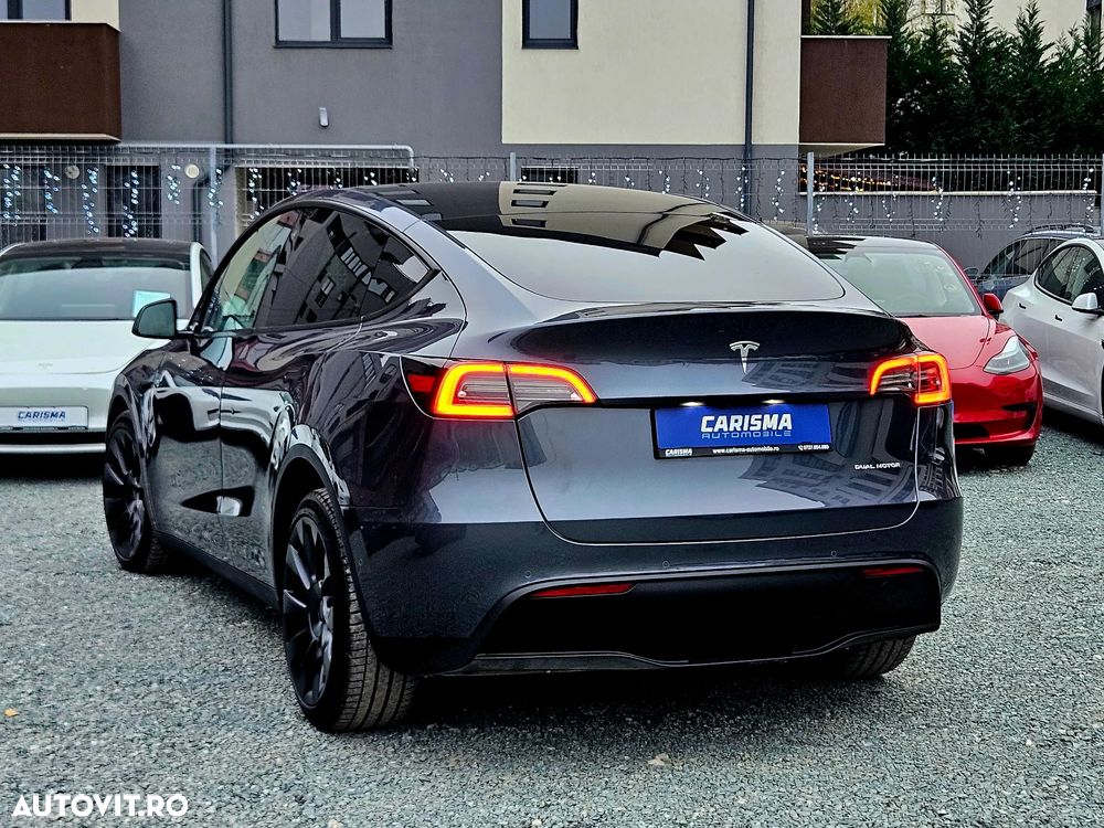 Tesla Model Y Long Range Dual Motor AWD - 7