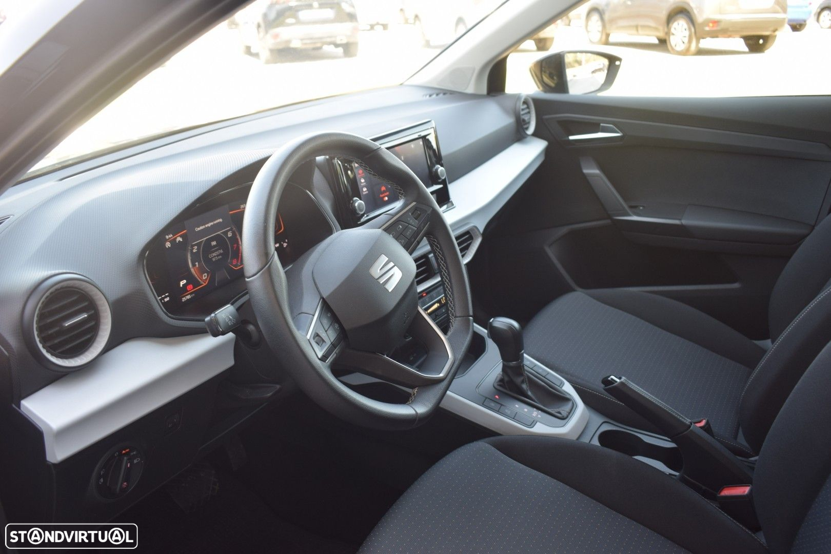 SEAT Arona 1.0 TSI Style DSG - 9