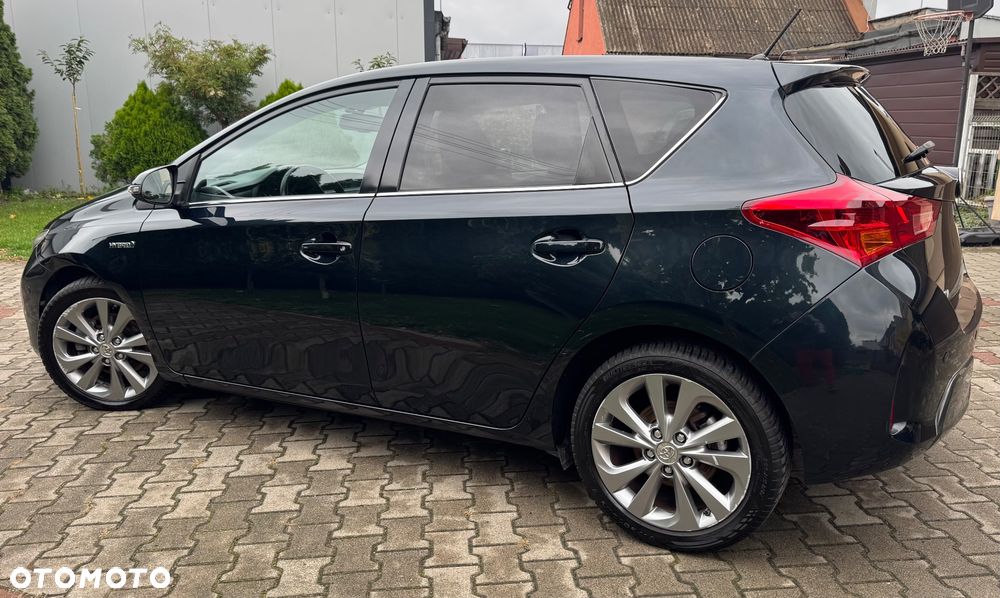 Toyota Auris 1.8 HSD Luna - 33