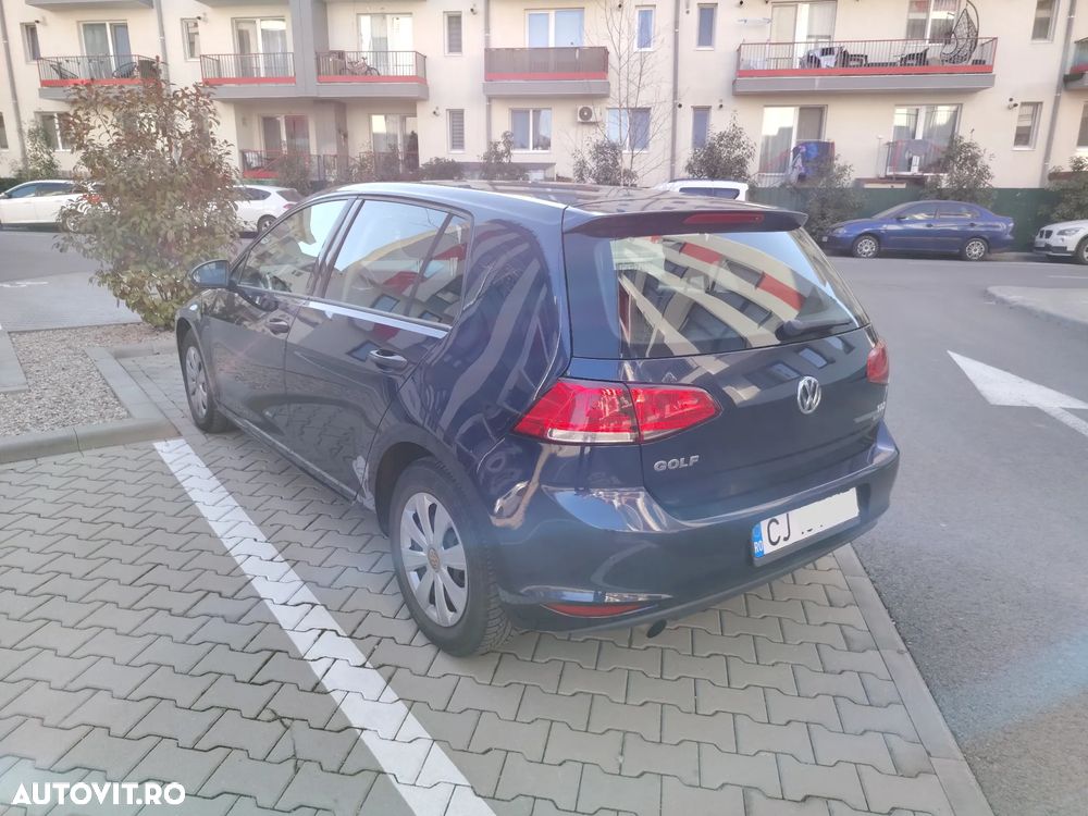 Volkswagen Golf 1.6 TDI DPF BlueMotion Technology Comfortline - 2