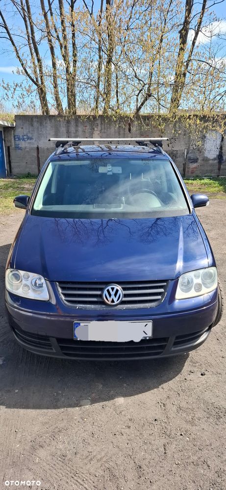 Volkswagen Touran 1.9 TDI Conceptline DSG - 7