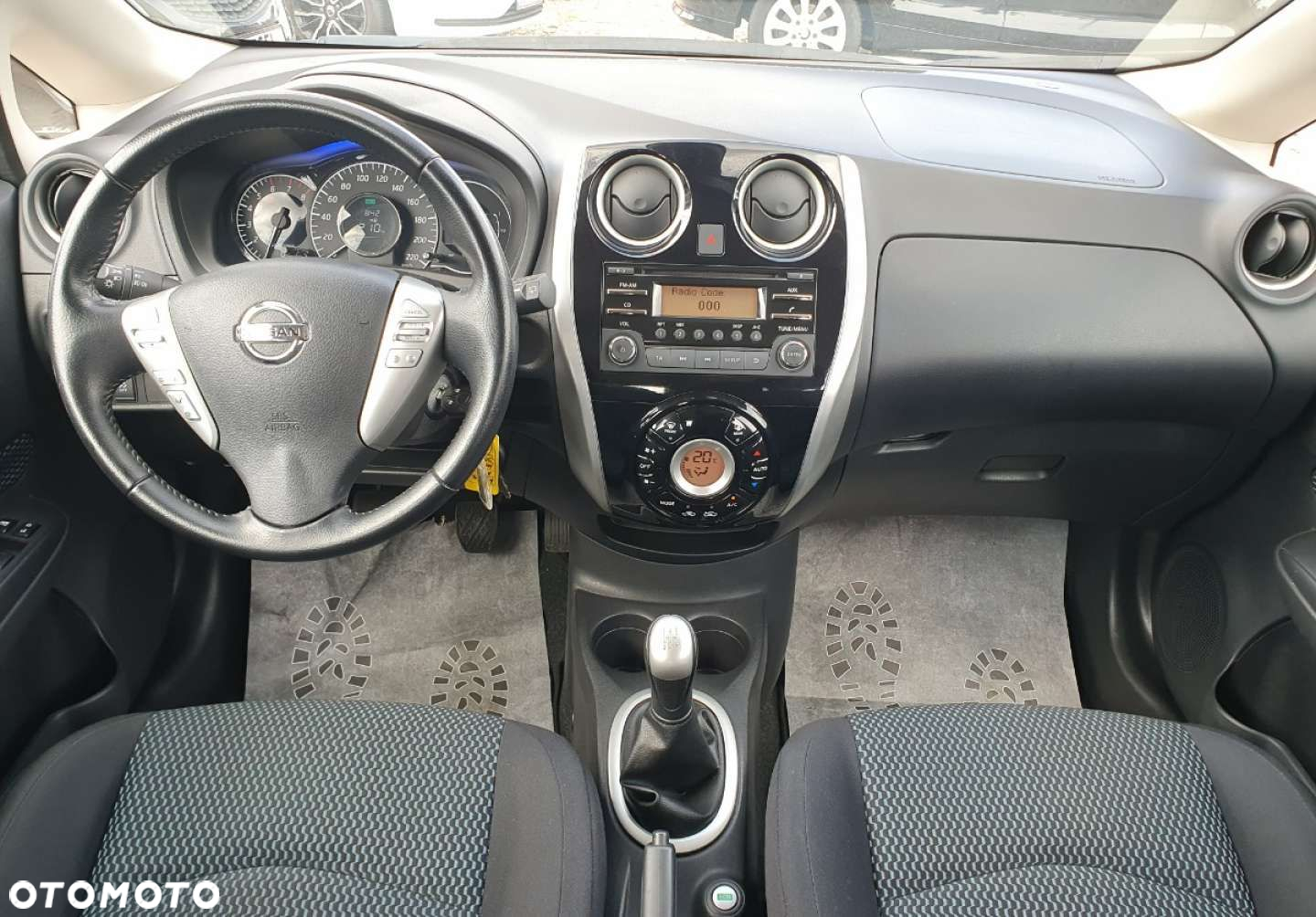 Nissan Note - 8
