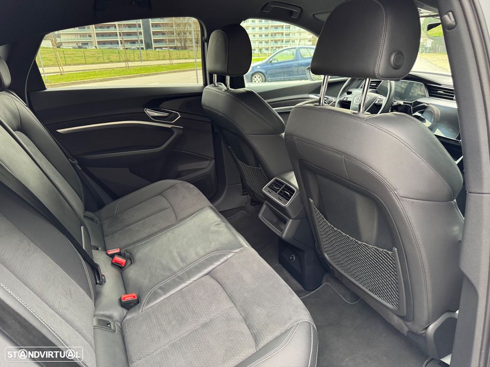 Audi e-tron 55 quattro S line - 27
