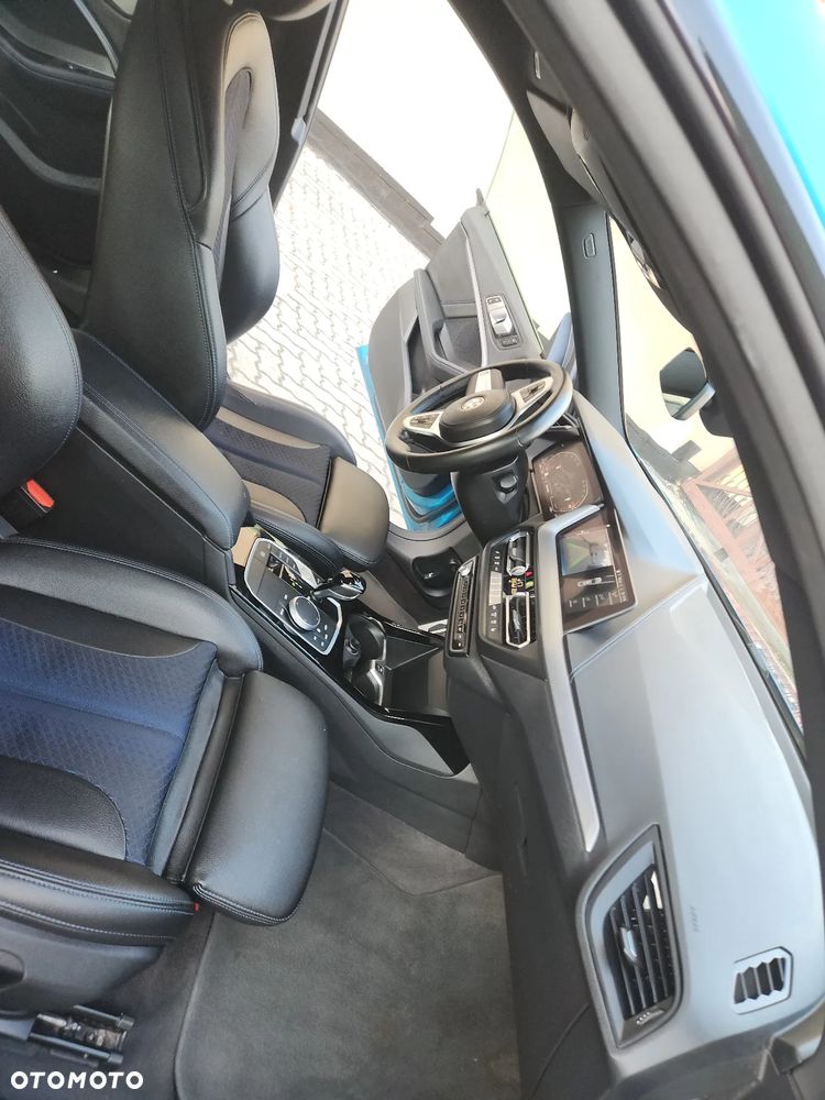 BMW Seria 2 218i M Sport - 9