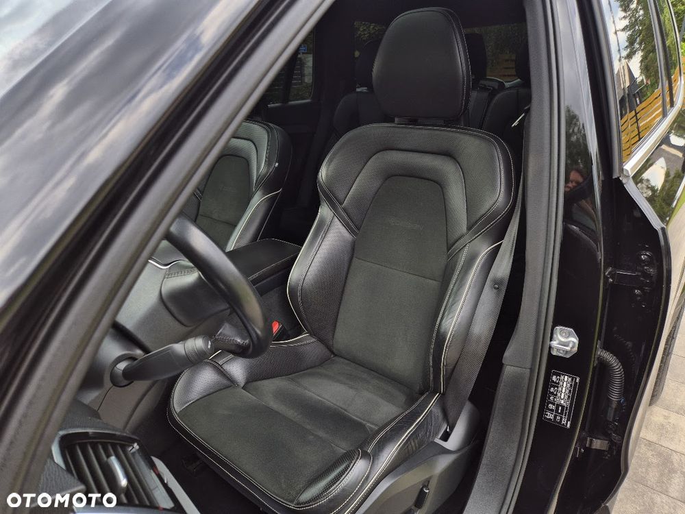 Volvo XC 90 - 18