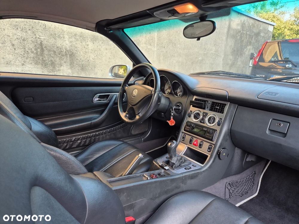 Mercedes-Benz SLK - 17