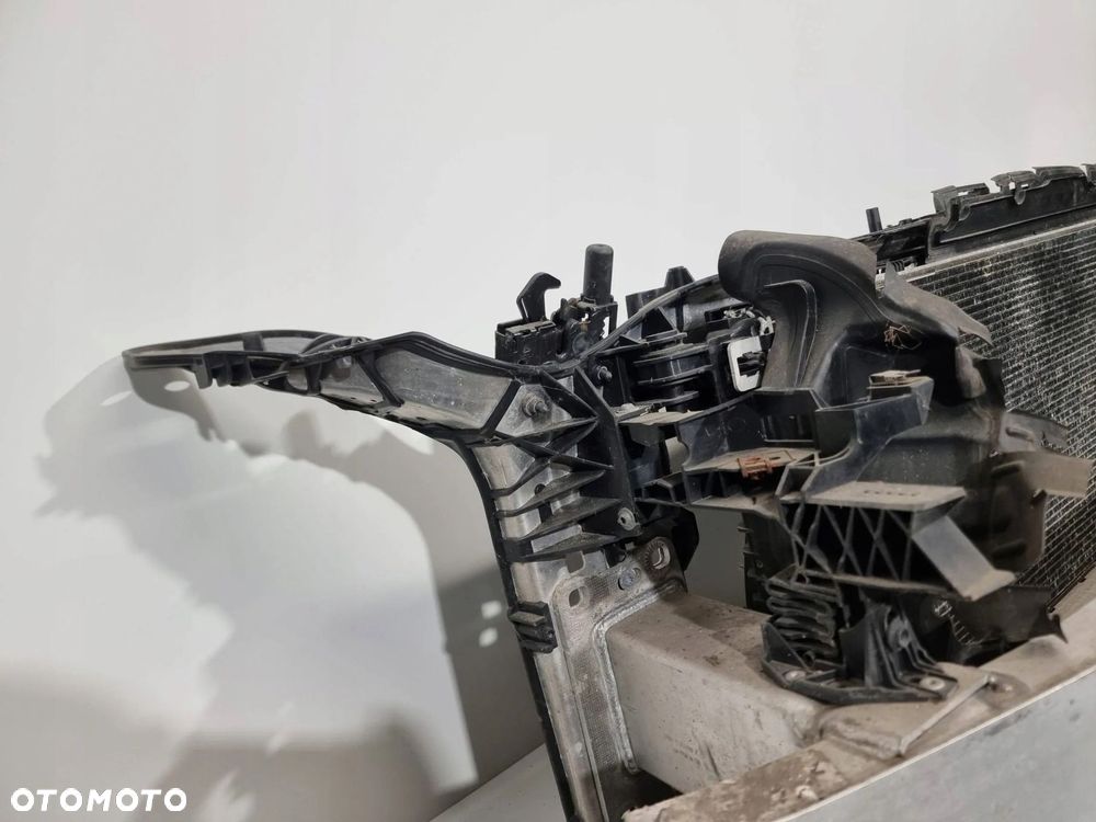 AUDI A7 4K PAS PRZEDNI WZMOCNIENIE 2.0TFSI - 2